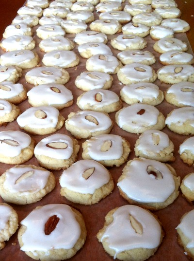 almond cookies