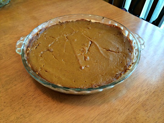 The pumpkin pie I baked today. Looks okay-ish... but I'm sure it will taste good!