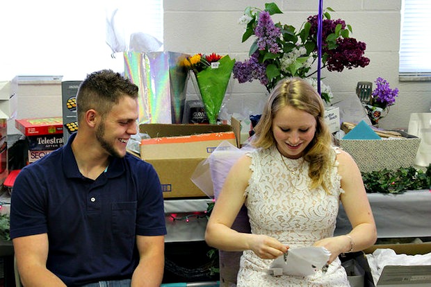 opening bridal shower gifts