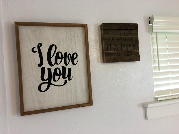wooden I love you sign and I think I'll just be happy today box art