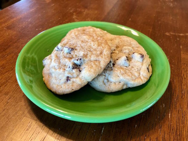 The best chewy chocolate chip cookies recipe