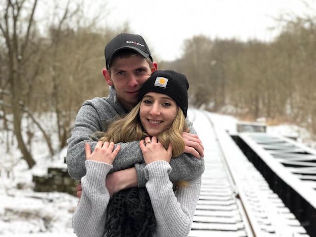Winter engagement pictures for save the dates