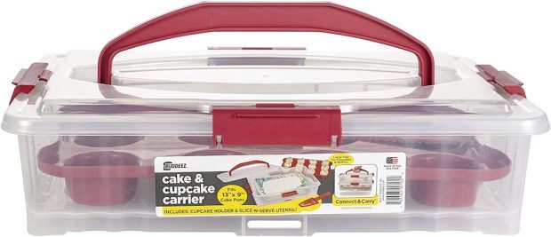 Plastic cupcake carrier