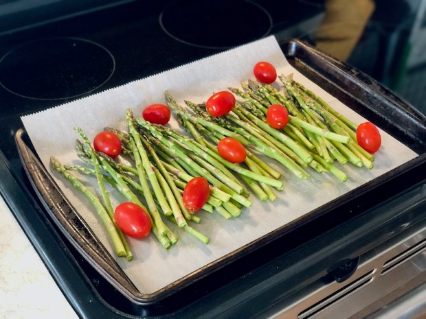 Asparagus and tomatoes