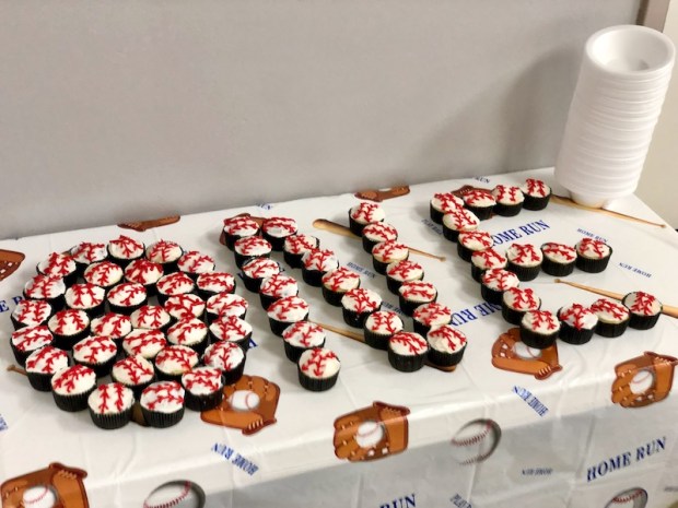Baseball cupcakes