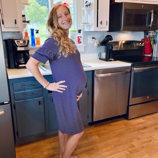 Girl at 30 weeks pregnant