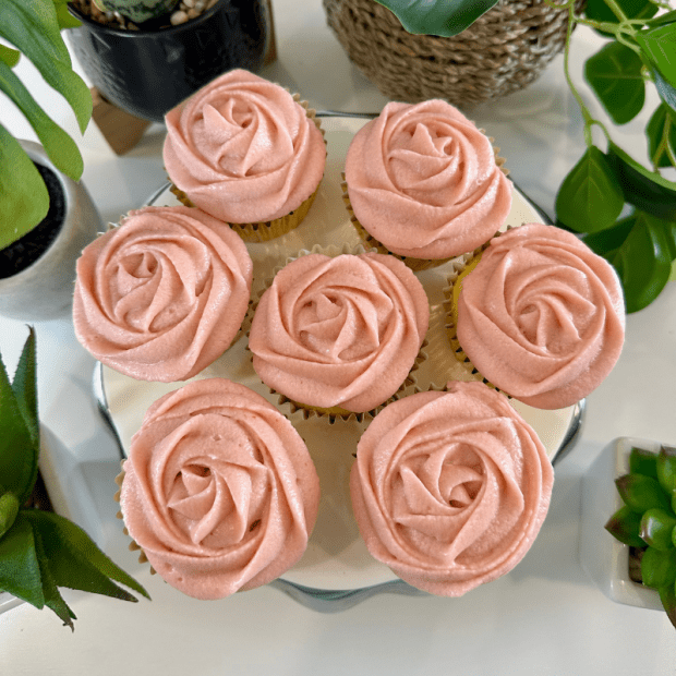 Lemon cupcakes with strawberry frosting