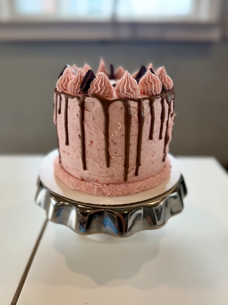 Chocolate strawberry cake