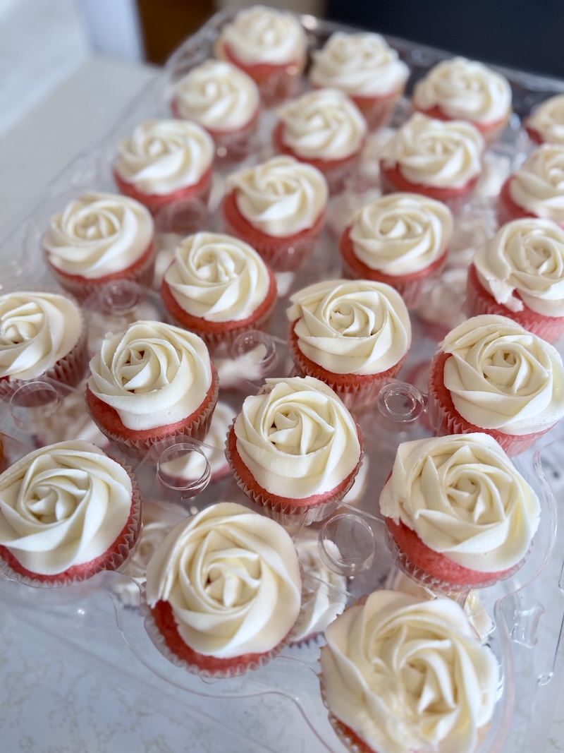 Strawberry cupcakes with vanilla buttercream