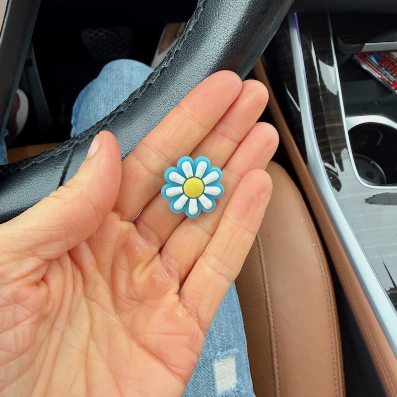 Daisy charm for Crocs